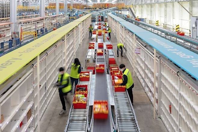 수도권에 위치한 한 물류센터 /조선DB