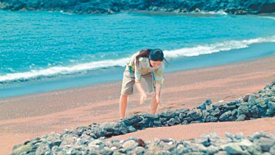 A scene from ″Castaway Diva″ featuring Park [TVN]