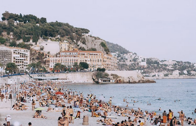 프랑스 니스 해변(기사와는 무관함) / 사진=플리커