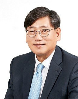 임영문 대진대 총장은 13일 “경기 지역 의료체계의 불균형을 해소하려면 지역 의료진을 양성할 수 있는 곳에 의대를 신설해야 
한다”며 “기존 의대 정원 확대로는 지역의 필수의료 붕괴 문제를 해결할 수 없다”고 강조했다. 대진대 제공