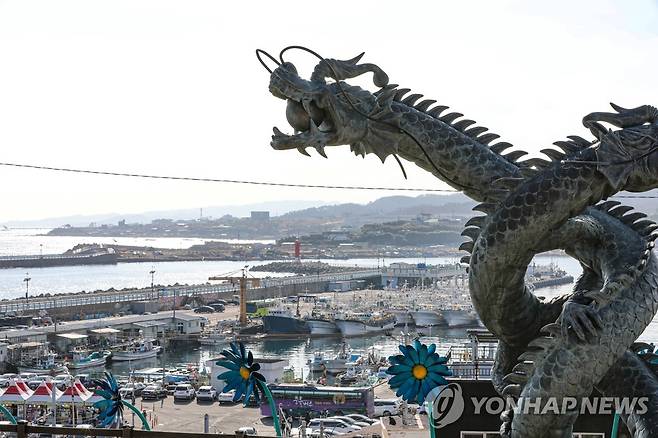 포항 구룡포 (포항=연합뉴스) 진성철 기자 = 1월 10일 경북 포항시 구룡포.   2023. 1.10
 zjin@yna.co..kr