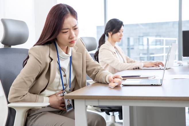 월경 주기 중 특정 시기에 여성의 자살 충동이 유독 높은 경향이 있다는 연구 결과가 나왔다. [사진=클립아트코리아]