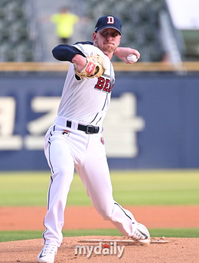 2023년 8월 5일 서울 잠실야구장에서 진행된 '2023 프로야구' KT-두산의 경기. 브랜든./마이데일리