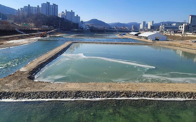 홍천 홍천강 꽁꽁축제장 전경 [촬영 이상학 기자]