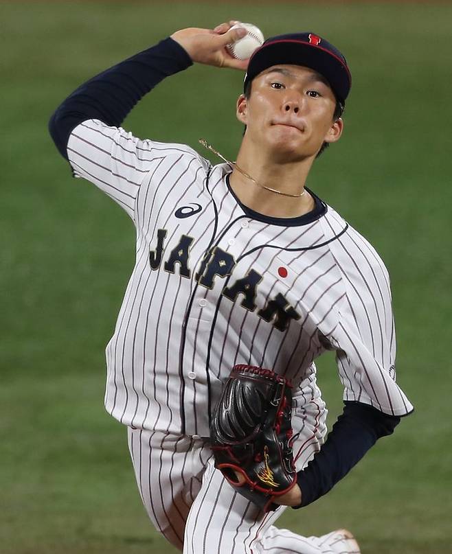 다저스는 또 다른 일본 특급 야마모토까지 영입했다. ⓒ AP=뉴시스