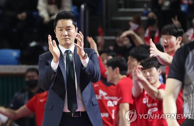 전희철 SK 감독 [KBL 제공. 재판매 및 DB금지]