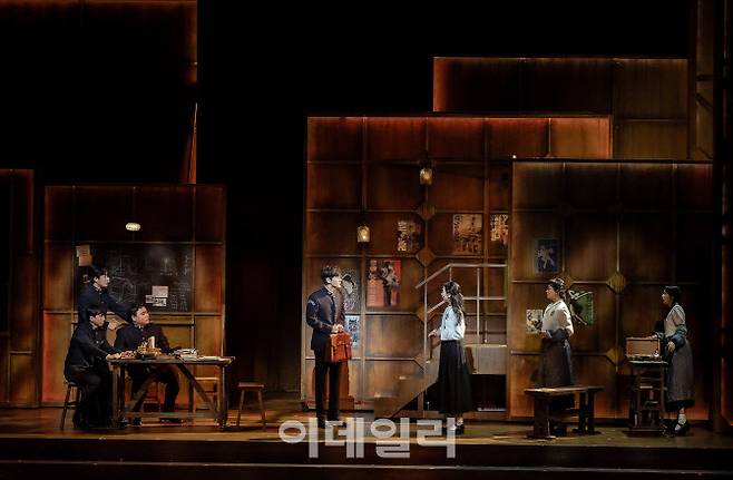 뮤지컬 ‘일 테노레’ 윤이선 역 박은태, 서진연 역 박지연, 이수한 역 전재홍 등의 공연 장면. (사진=오디컴퍼니)