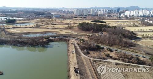 한국에너지공대가 들어서기 전의 부영골프장 전경 [연합뉴스 자료]