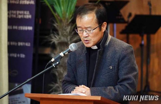 '대한성공회 애은성당 박용성 신부의 기도'나무가심는내일은 기후위에 대한 행동을 '한국교회 선교의 과제'로 제시하고 기후재난 지역을 '기후환경 선교'의 현장으로 만들어 가기로 뜻을 모았다.&nbsp;