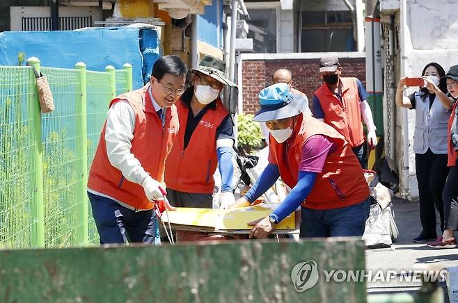 광주 북구, 공동체·통합돌봄 현장점검 [광주 북구 제공. 재판매 및 DB 금지]