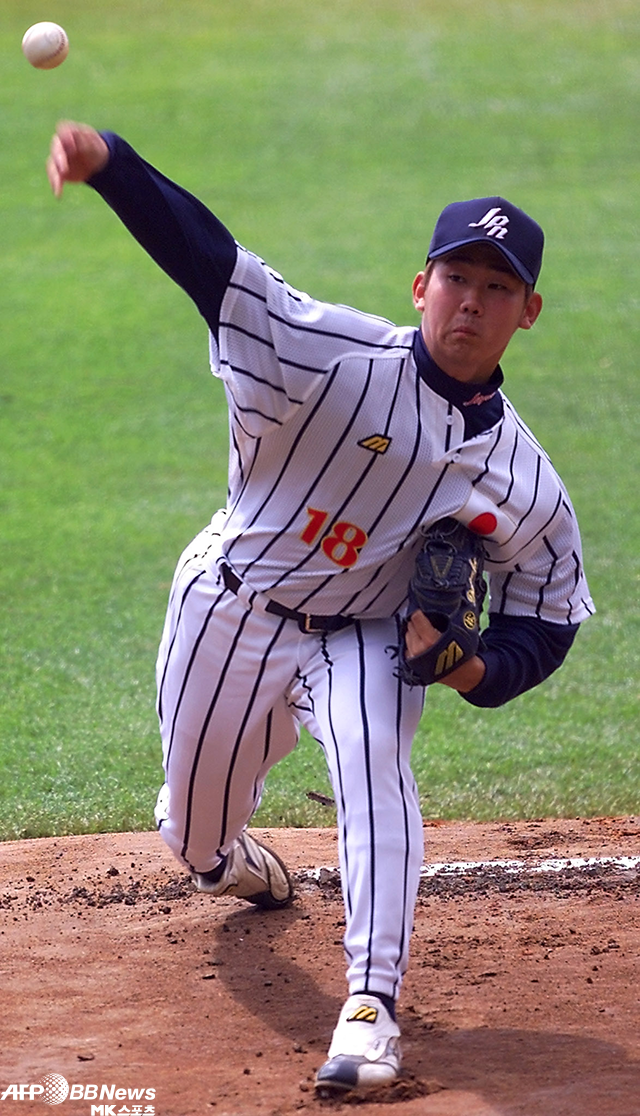 마쓰자카 다이스케가 2000년 제27회 시드니올림픽 야구 예선 풀리그에서 일본 선발투수로 한국을 상대하고 있다. 사진=AFPBBNews=News1