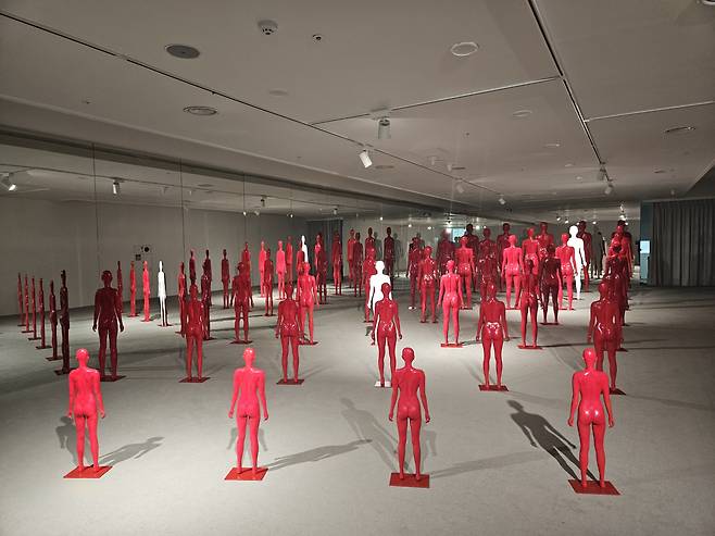 바라보다 05-2, 2005, F.R.P, 가변설치(36)