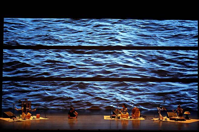 "Play of Water" (Arts Council Korea)