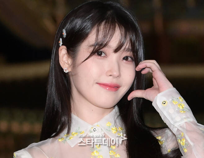 아이유 사진|스타투데이DB