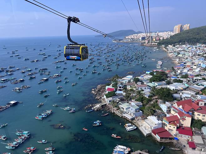 The Hon Thom Cable Car is the world’s longest non-stop three-way cable car in Sun World Hon Thom Nature Park in Phu Quoc. (Park Jun-hee/The Korea Herald)