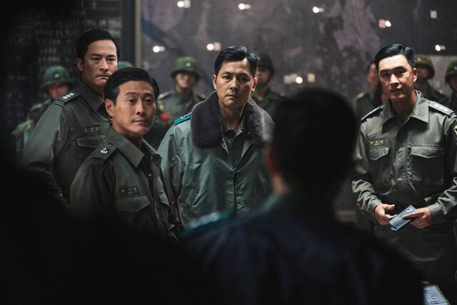 영화 ‘서울의 봄’ 스틸컷. 네이버 영화 갈무리
