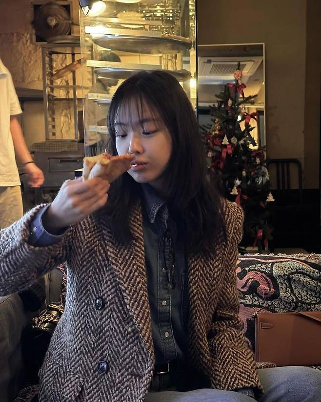 손나은 소셜미디어