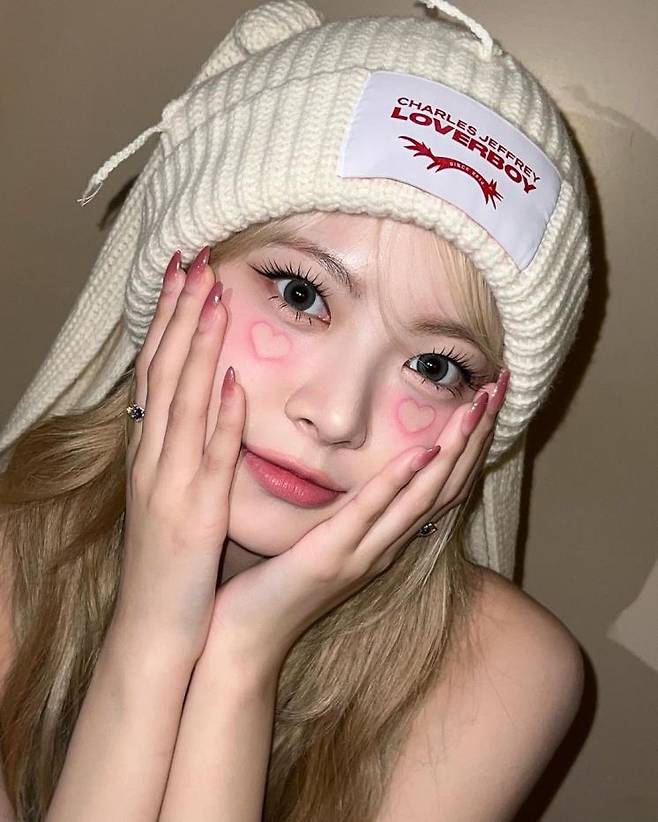 인스타그램 @hhh.e_c.v