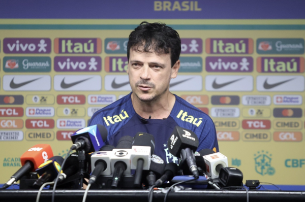 페르난두 지니스 브라질 감독 대행. 브라질축구협회 홈페이지 캡처
