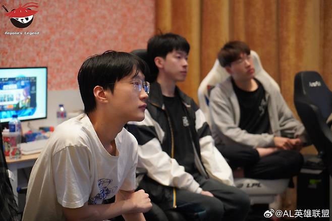 샹크스, 사진=애니원스 레전드 공식 웨이보