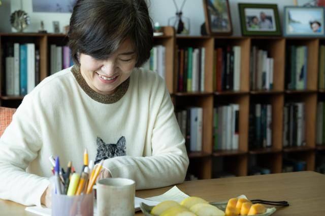 그가 '커리어 환승' 때 염두에 둔 생각들을 적어보고 있다. 이한호 기자