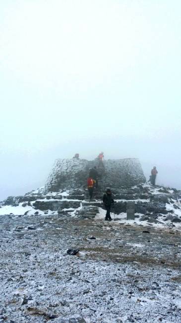 ▲ 태백산 천제단. 예로부터 하늘에 천제를 올리던 신령스러운 곳이다.