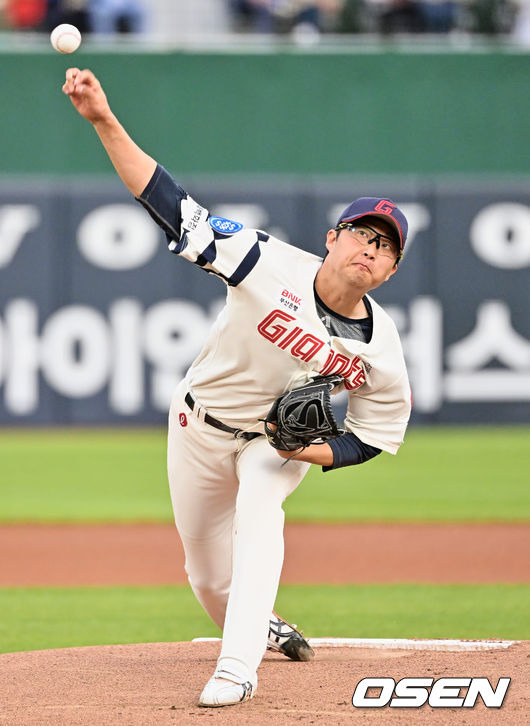 [OSEN=부산, 이석우 기자]롯데 자이언츠 선발 투수 박세웅이 역투하고 있다. 2023.05.25 / foto0307@osen.co.kr