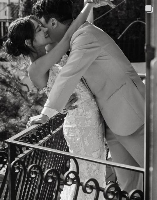 ▲ AOA 유나 웨딩 사진. 출처| 유나 인스타그램