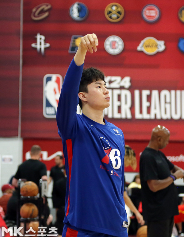 이현중이 2023 미국프로농구 NBA 라스베이거스 여름리그에서 필라델피아 세븐티식서스 소속으로 훈련하고 있다. 사진=김재호 특파원