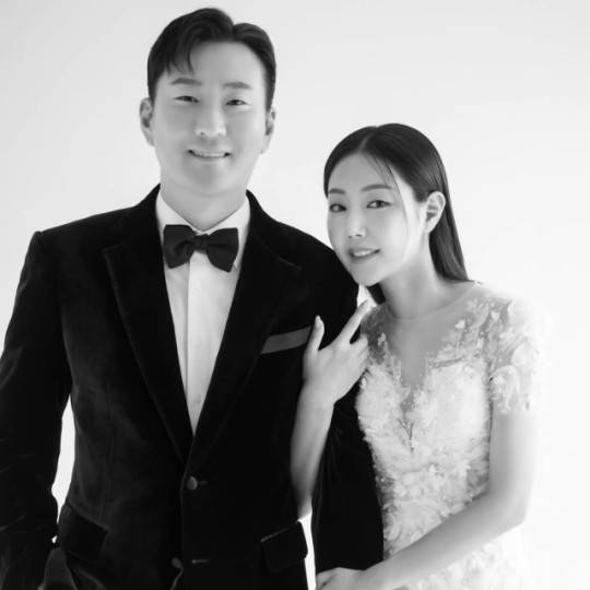 결혼하는 15기 광수와 옥순 웨딩사진. 사진ㅣ옥순 SNS