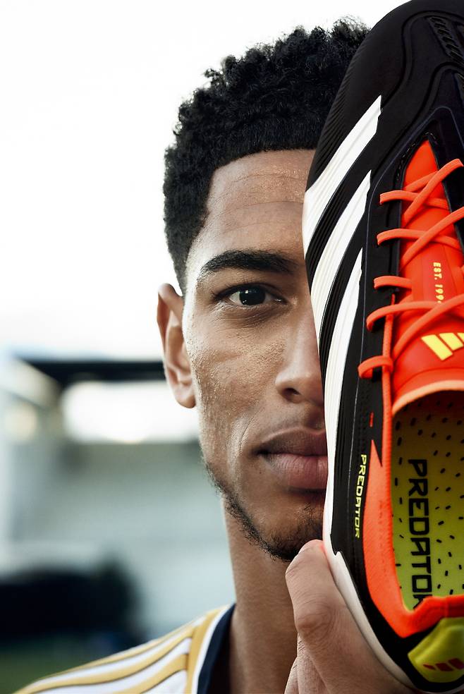 아디다스 프레데터 24를 든 주드 벨링엄. 아디다스 제공