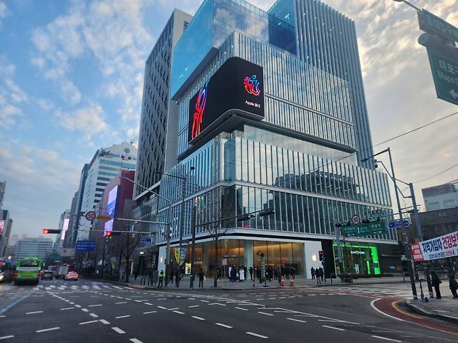 애플 홍대 전경. [이영기 기자/20ki@]