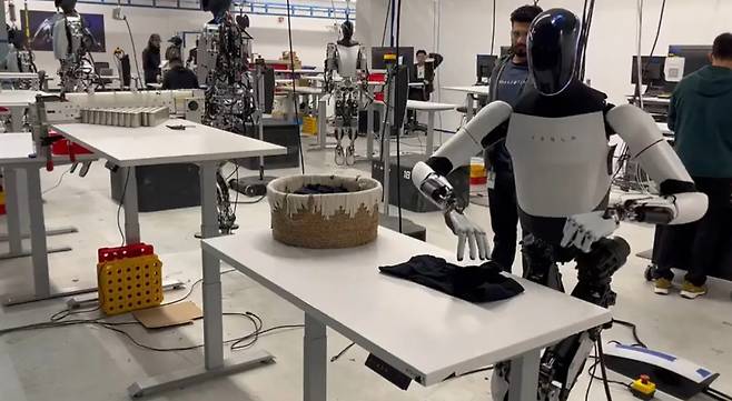 테슬라 옵티머스 젠2