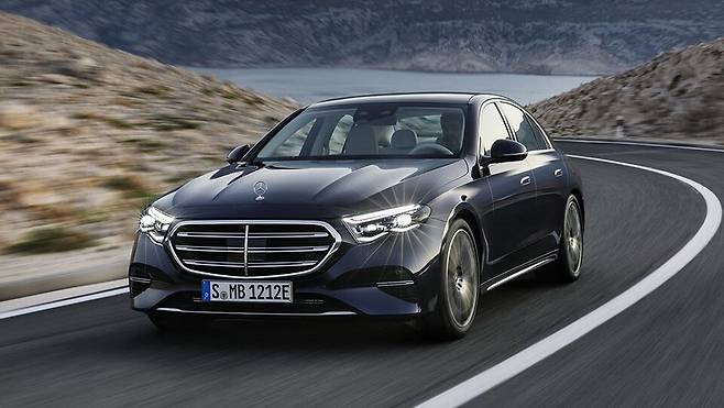 메르세데스-벤츠 'E클래스 풀체인지(W214)'