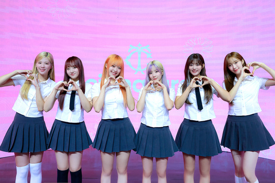 Girl group cignature [C9 ENTERTAINMENT]