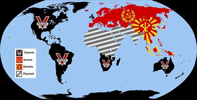 소설 '1984'에 묘사된 세 강대국의 모습. 북남미 아메리카 대륙과 영국·호주가 통합된 오세아니아, 동유럽 전체를 러시아가 흡수한 유라시아, 그리고 중국과 동남아 국가·한국·일본·대만이 모두 합쳐진 동아시아만이 존재합니다. 책에는 아프리카와 중동 지역은 따로 묘사되지 않습니다.  Wikimedia Commos