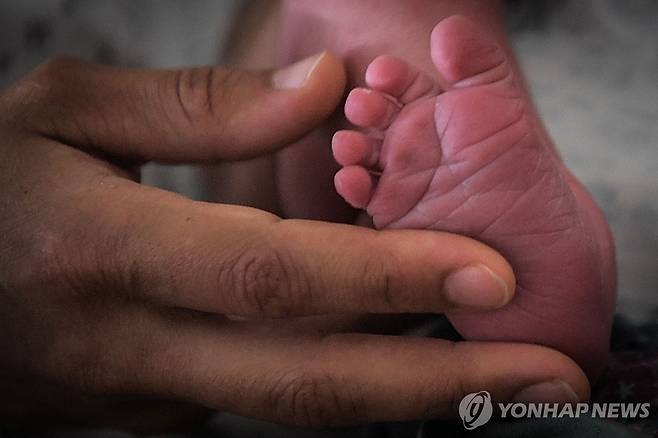 신생아의 발 [AFP 연합뉴스 자료사진. 재판매 및 DB 금지]