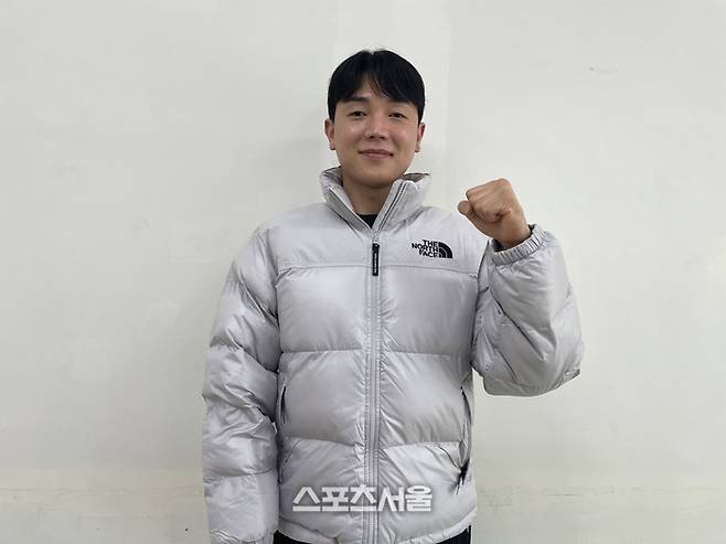 장애인 태권도 주정훈이 25일 대한장애인체육회 이천선수촌에서 열린 2024 훈련 개시식에 앞서 취재진을 만나 포즈를 취했다. 이천 | 김동영 기자 raining99@sportsseoul.com
