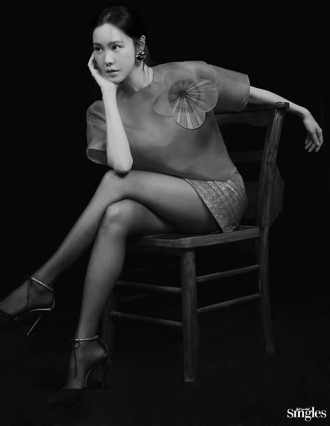 티빙 ‘환승연애 3’에 출연한 배우 김예원 패션 화보. 사진 싱글즈