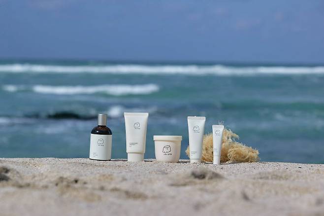 ‘우무솝’의 화장품 (사진=제주관광공사)