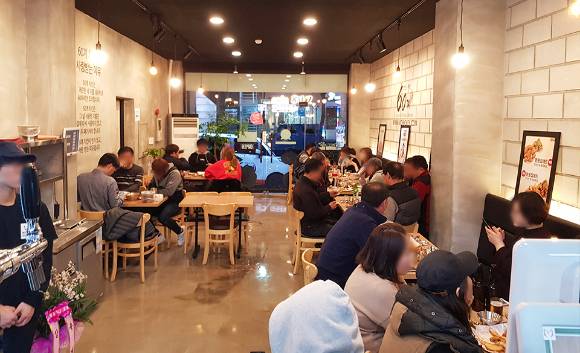 60계치킨 가맹점 전경. [사진=60계치킨]