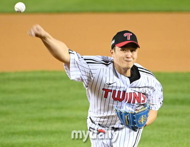 최원태, 2023년 11월 8일 오후 서울 잠실야구장에서 진행된 '2023 KBO 프로야구' 포스트시즌 한국시리즈 2차전 LG 트윈스와 kt 위즈의 경기/마이데일리