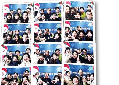 경북 청도 모계고등학교 졸업식에서 인기를 모은 ‘인생네컷’ 사진. 윤소민씨, 틱톡 캡처