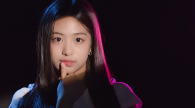 '리틀 제니'라 불리던 아현이 건강상의 이유로 데뷔 불발 소식을 전했다. /YG엔터테인먼트