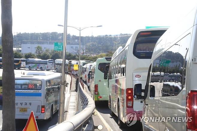 제주국제공항 교통정체.[연합뉴스]
