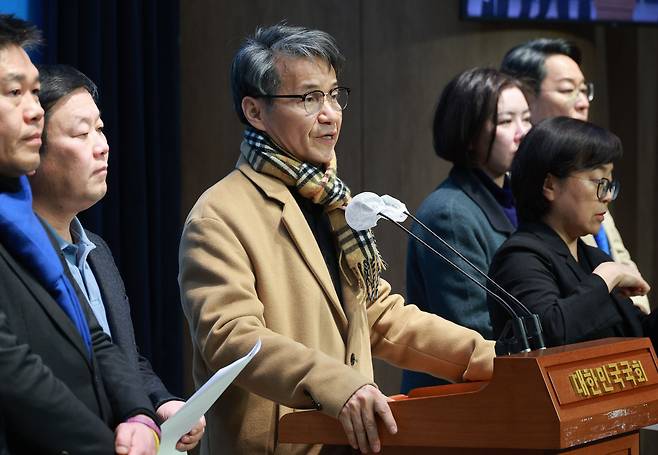 최재영 목사가 1월22일 오후 국회 소통관에서 열린 김건희 특검법 즉각 수용 촉구 기자회견에서 발언하고 있다. ⓒ연합뉴스