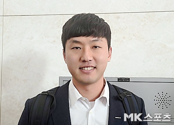 두산 투수 홍건희. 사진(인천국제공항)=김근한 기자