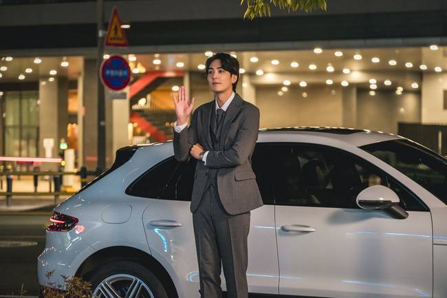 왓챠 ‘미나씨, 또 프사 바뀌었네요?’