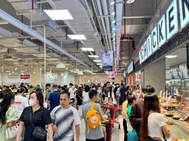 롯데몰 웨스트레이크 하노이 지하 1층에 있는 롯데마트. 사진 제공=롯데마트