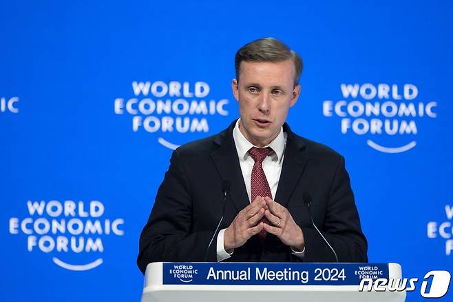 16일(현지시간) 스위스 다보스에서 제이크 설리번 미국 백악관 국가안보보좌관이 발언하고 있다. 2024.01.16/ ⓒ AFP=뉴스1 ⓒ News1 권진영 기자